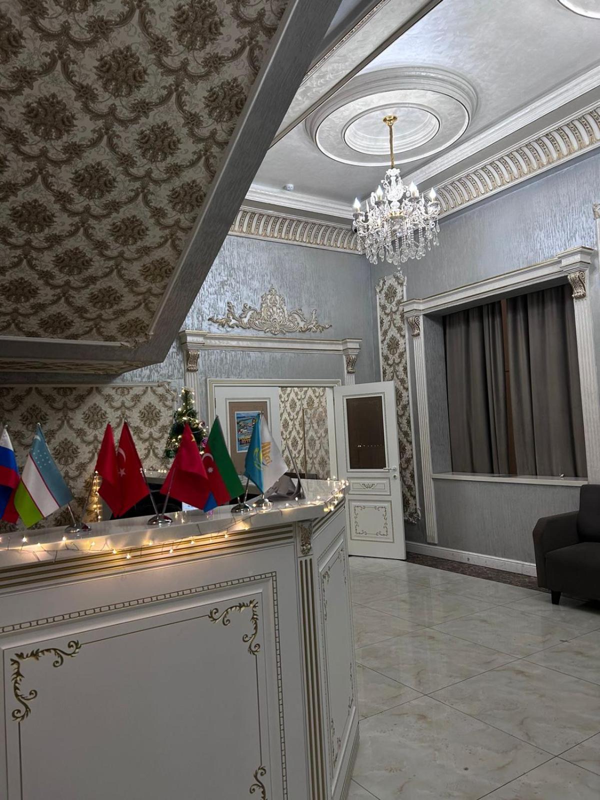 Khan Plaza Almati Kültér fotó